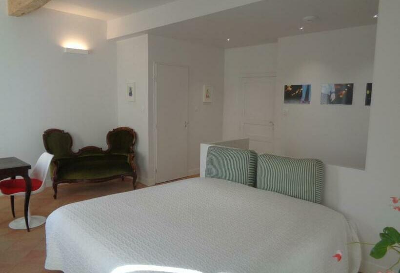 חדר סטנדרט עם מיטת קינג, B&b Le Chat Qui Dort