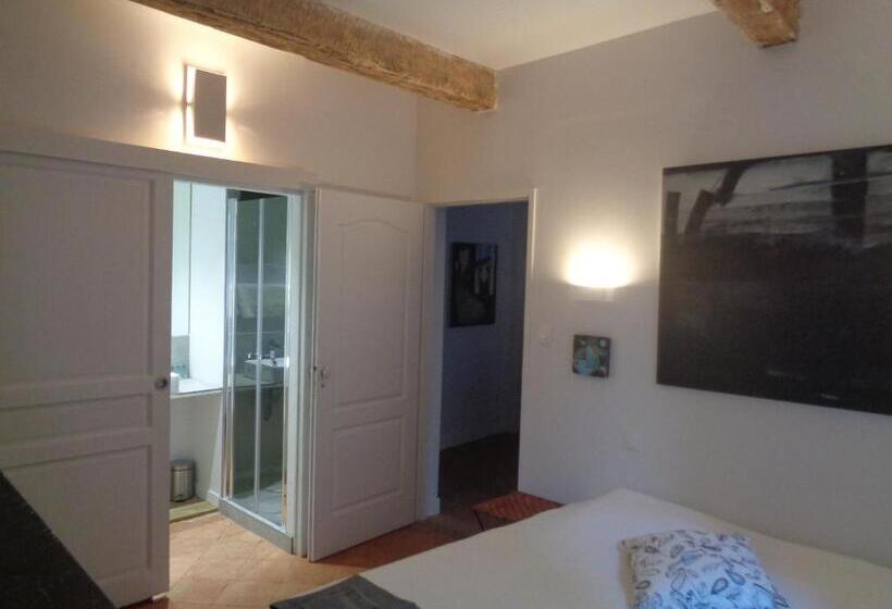 Стандартный Номер Кровать Кинг, B&b Le Chat Qui Dort