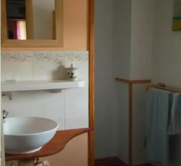 ファミリールーム, Chambres Et Tables D Hôtes à L Auberge Touristique