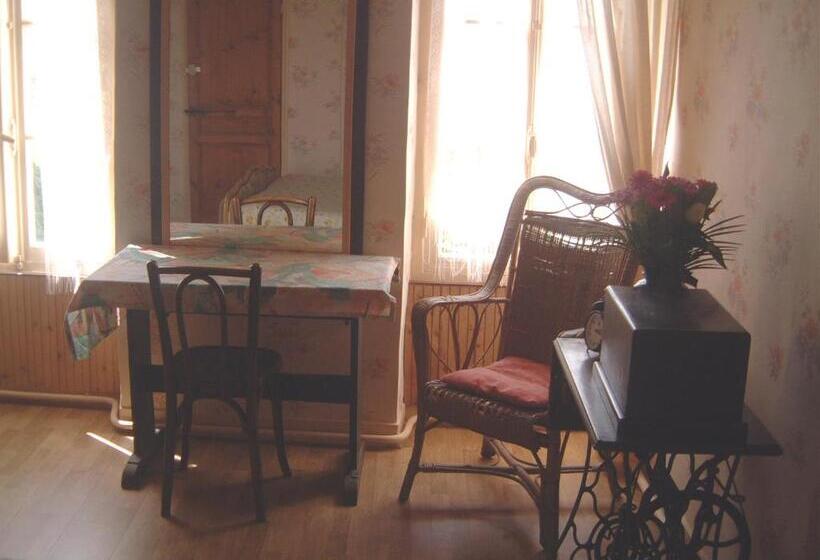 패밀리 룸, Chambres Et Tables D Hôtes à L Auberge Touristique