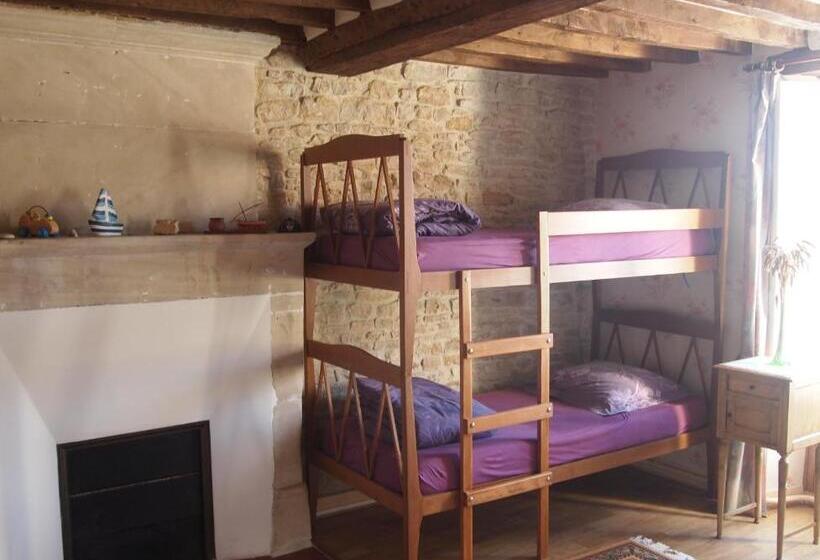 Семейный Номер, Chambres Et Tables D Hôtes à L Auberge Touristique