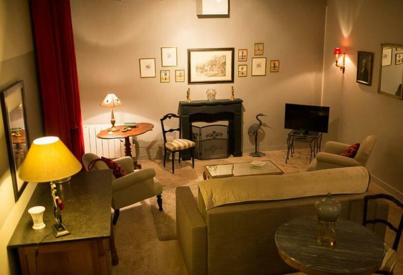 غرفة قياسية رباعية مطلة على الحديقة, La Folie Saint Julien