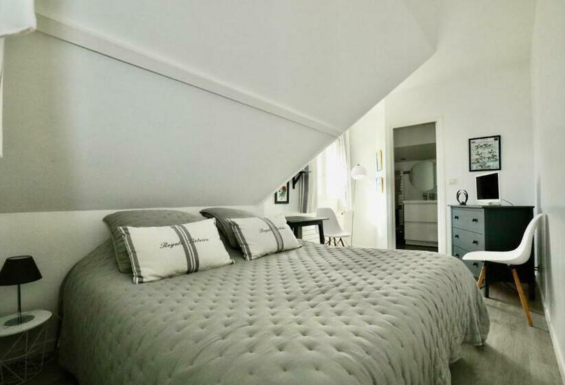 标准间, La Longère