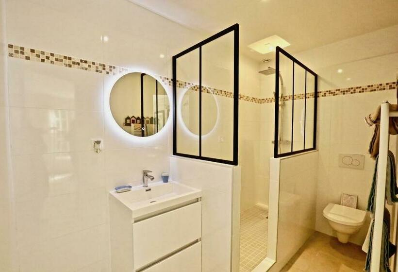 家庭间, La Longère