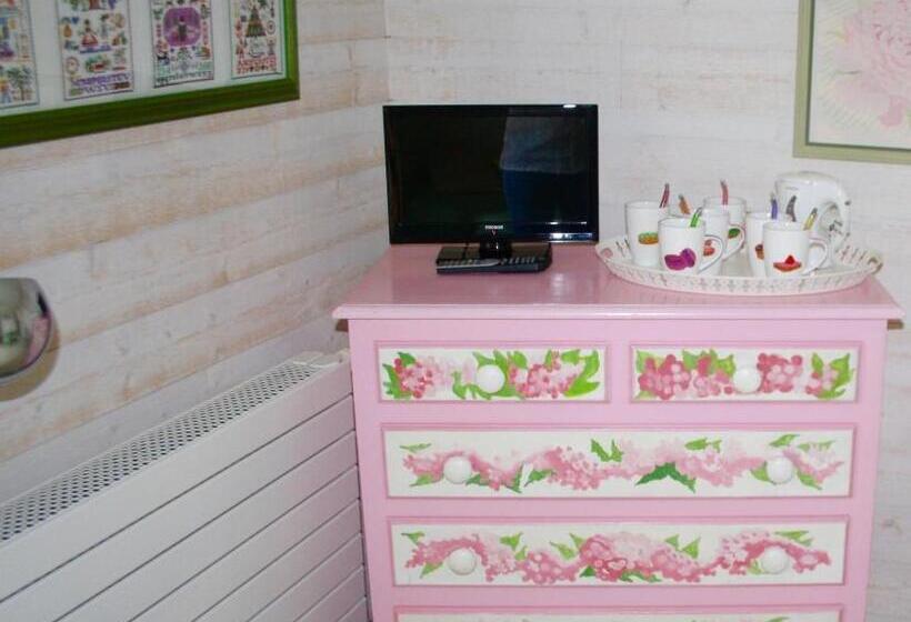 家庭套房, La Longère