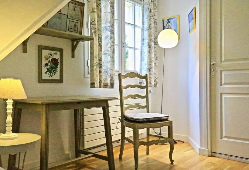 标准间, La Longère