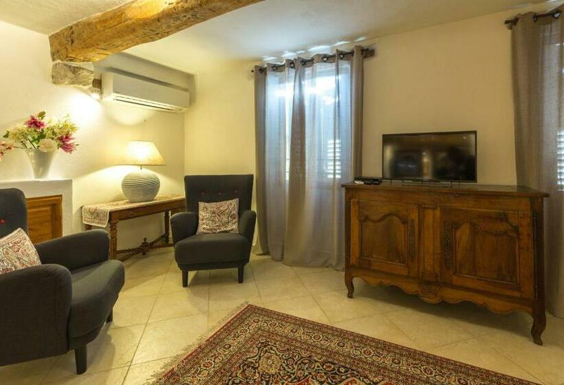 غرفة كومفورت, Moulin Sainte Anne