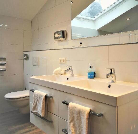 高级大房间, Ferienhotel Schwarzwälder Hof