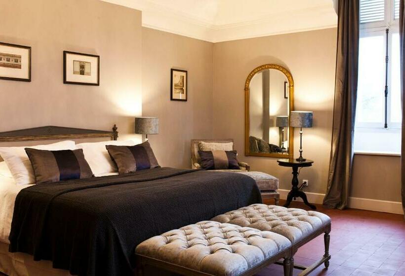 חדר סטנדרט נוף לבריכה, Château St Pierre De Serjac