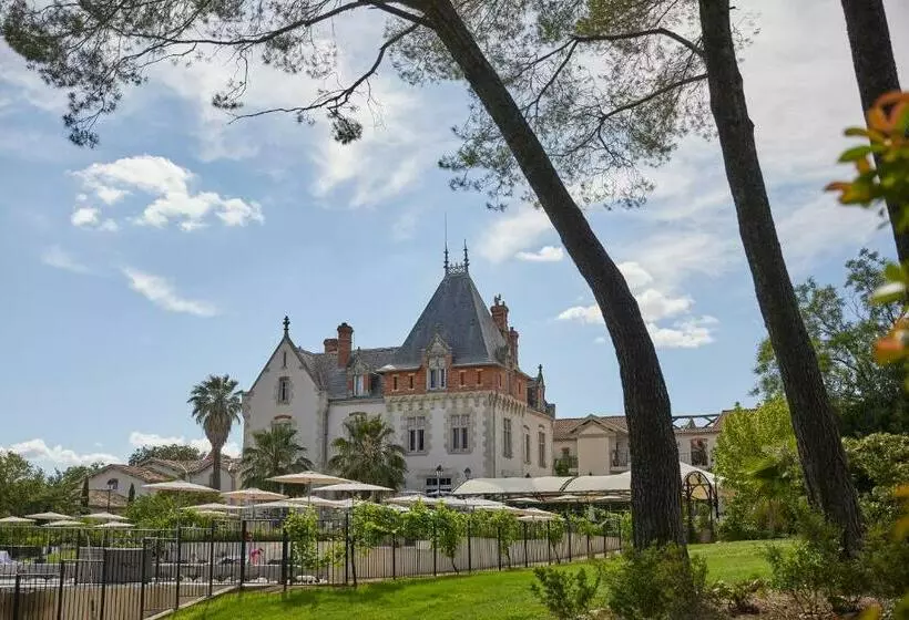スタンダードスタジオ, Château St Pierre De Serjac