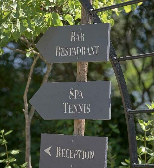 חדר סטודיו סטנדרד, Château St Pierre De Serjac