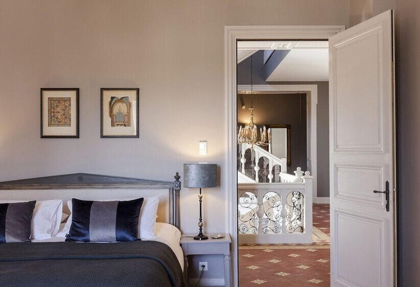 חדר סטנדרט, Château St Pierre De Serjac