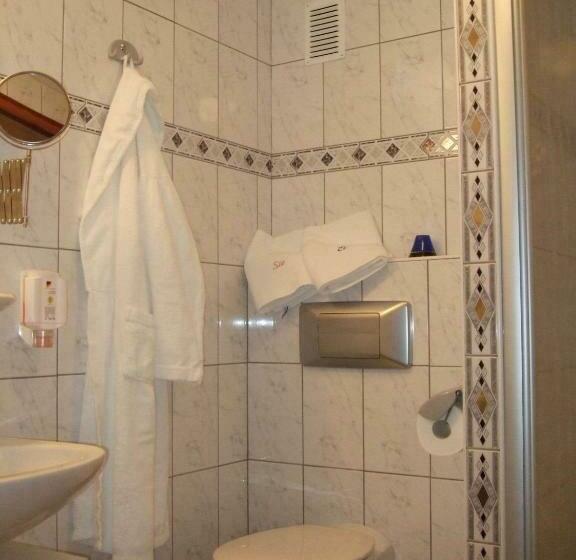 带阳台的豪华间, Ferienhotel Schwarzwälder Hof