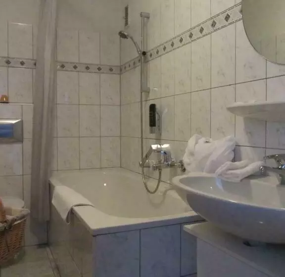 Deluxe-huone Parveke, Ferienhotel Schwarzwälder Hof
