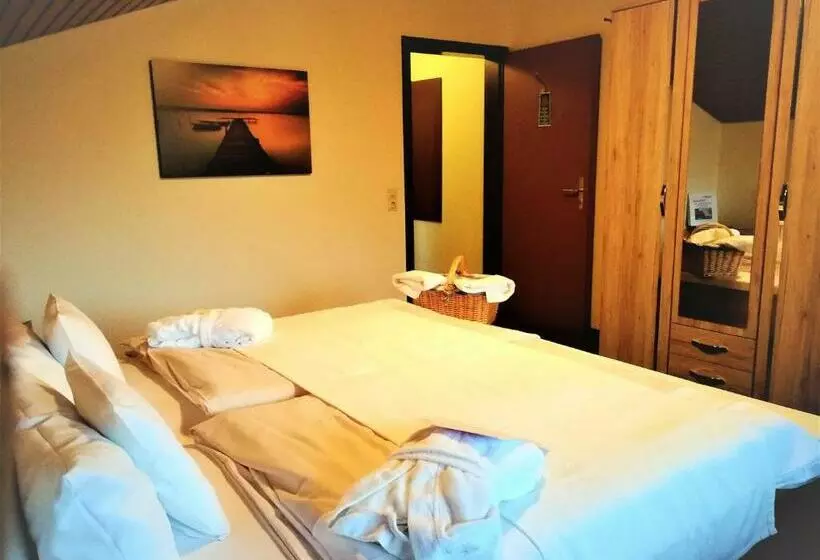 Deluxe-huone Parveke, Ferienhotel Schwarzwälder Hof