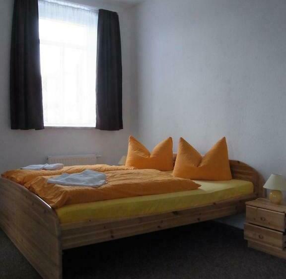 Standard-huone, Helenenhof