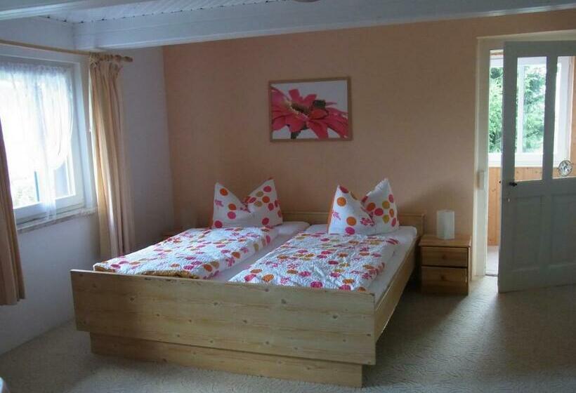 Standard-huone, Helenenhof