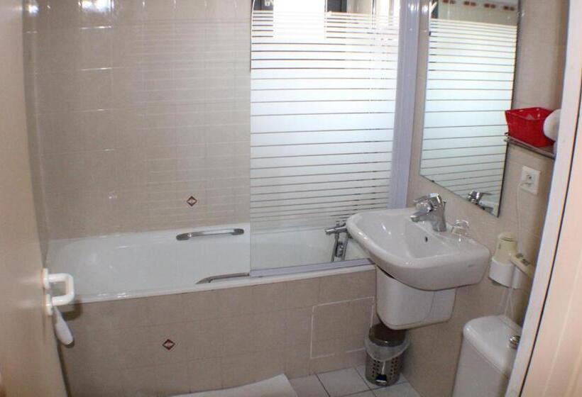 标准间, Hôtel Les Vignes Rouges