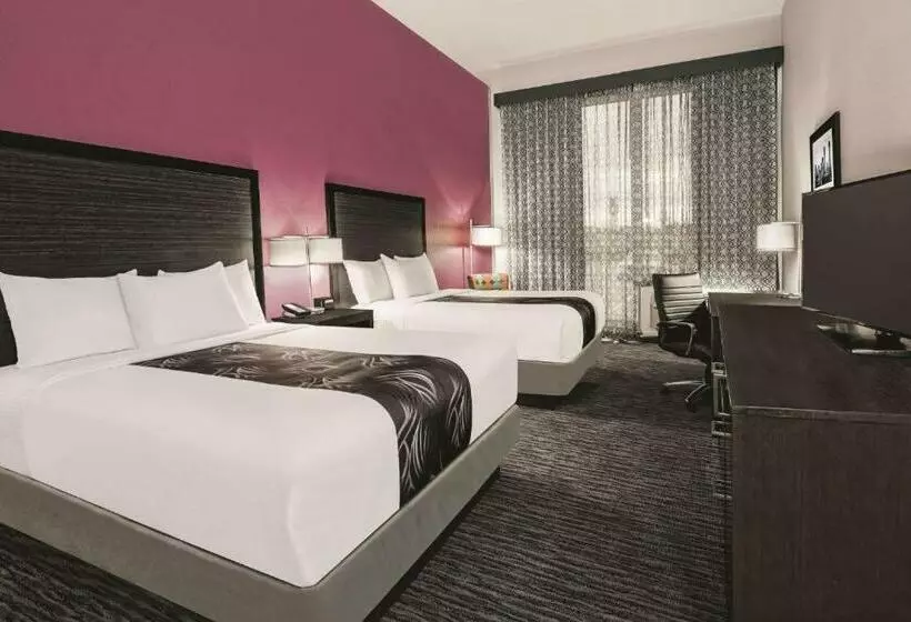 身障者適用スタンダードルーム, La Quinta By Wyndham Dallas Grand Prairie North