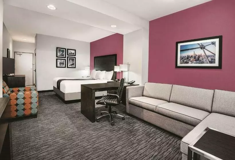 キングサイドベッドのスタンダードワンルーム, La Quinta By Wyndham Dallas Grand Prairie North