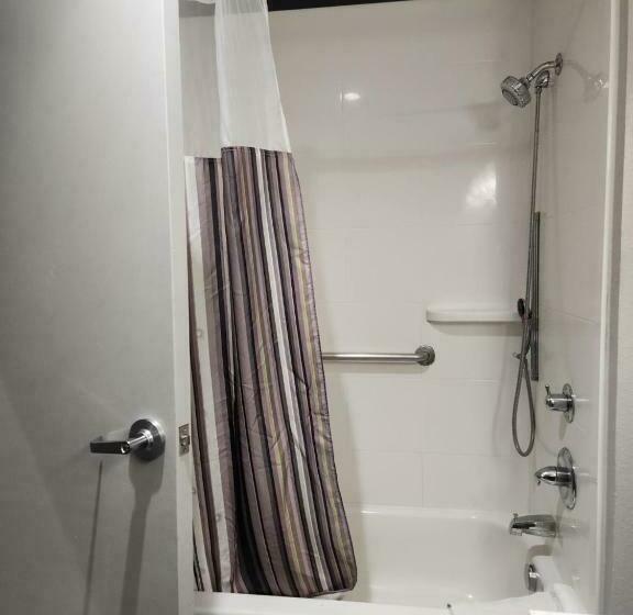 חדר סטנדרט, La Quinta By Wyndham Dallas Grand Prairie North