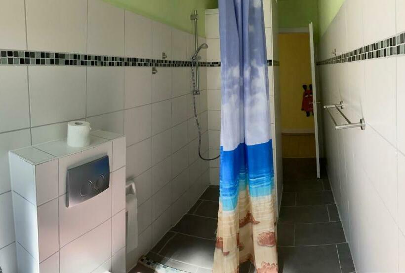 침실 1개 아파트, Pension Stechlinsee