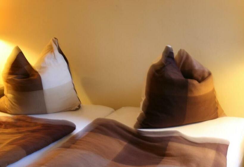 غرفة قياسية, Zum Landhaus Dannenbüttel