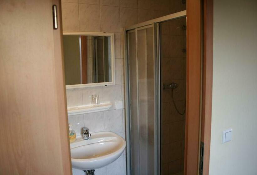 غرفة قياسية, Zum Landhaus Dannenbüttel