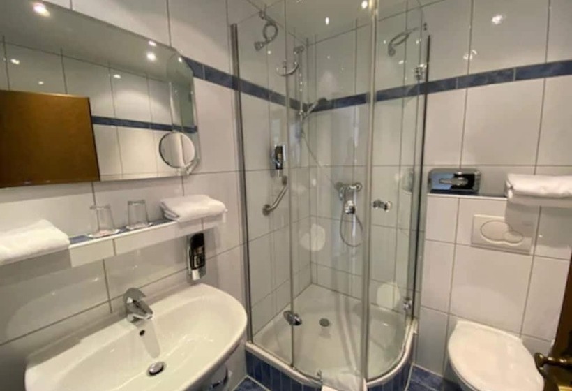 舒适型房间, Zwei Mohren