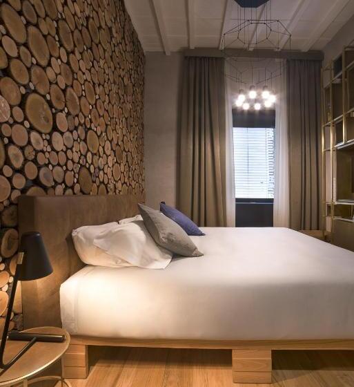 اتاق لوکس, Benci House