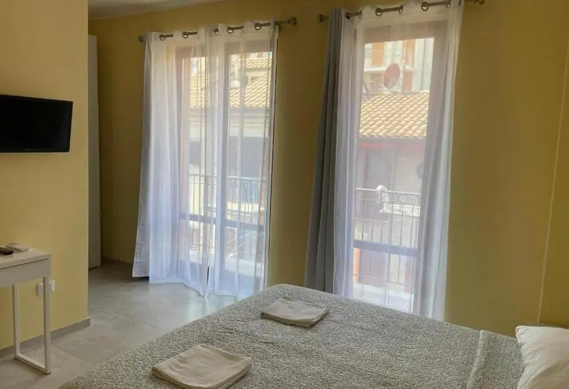 اتاق لوکس, B&b Le Rose