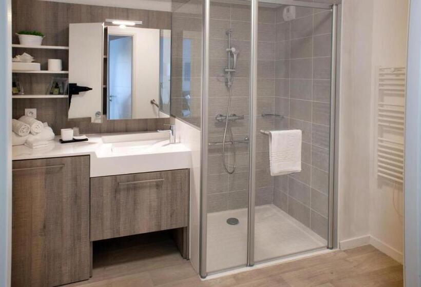 استودیوی استاندارد, Domitys Calandra