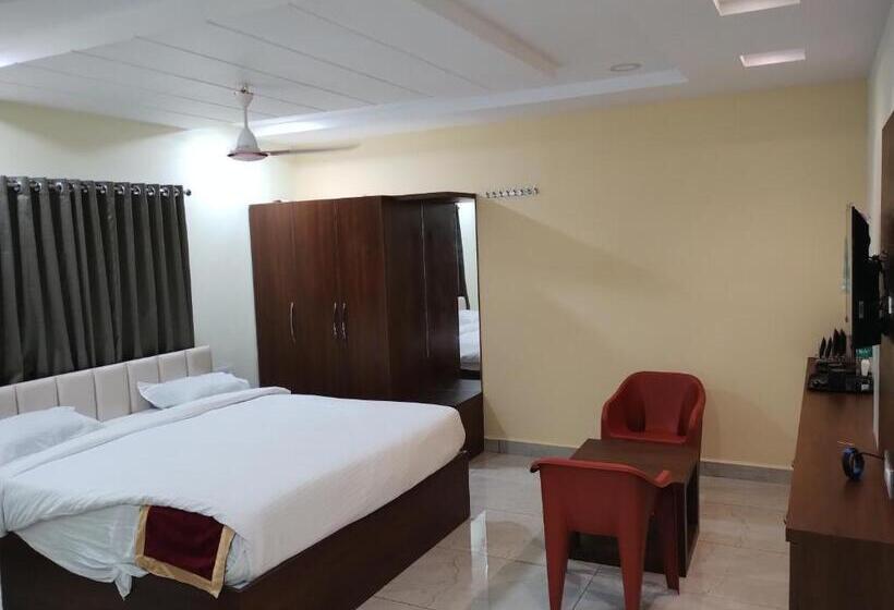 غرفة ديلوكس, Cvr Banquet Hall And Lodging