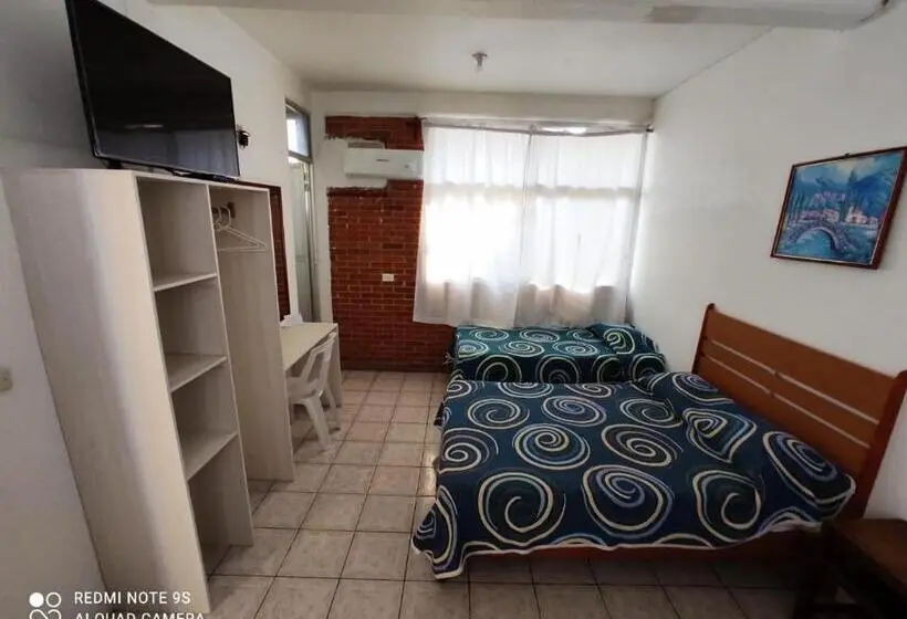 Standard Kolmen Hengen Huone, Qp ó Quinta Paquita