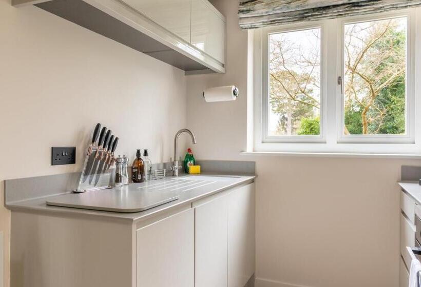 בית, חדר שינה 1, Near Major Attractions | Comfortable | Tv