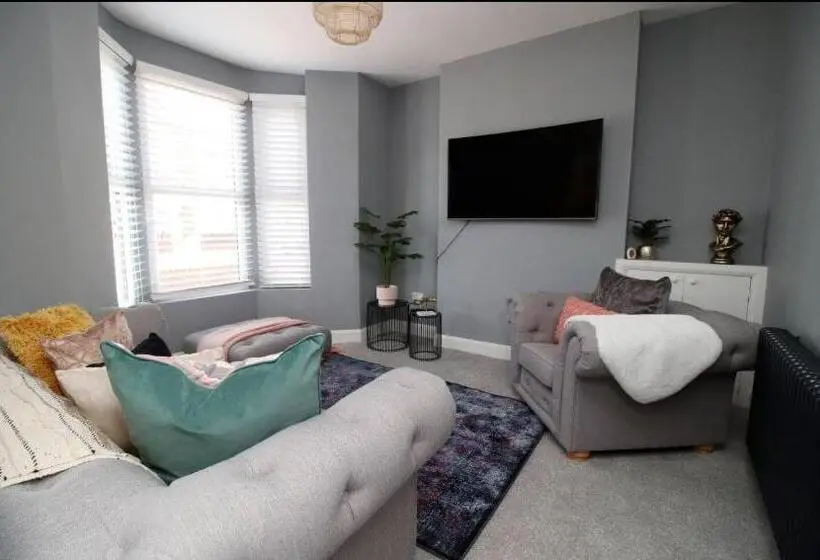 خانه 1 خوابه, Wyndham Road 3br Lin Pontcanna
