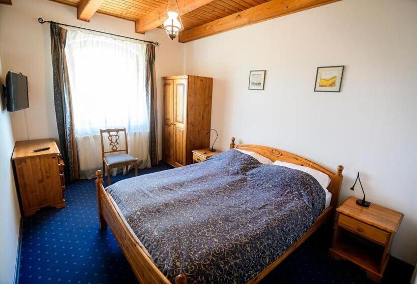 标准间, Tekergő Motel és étterem