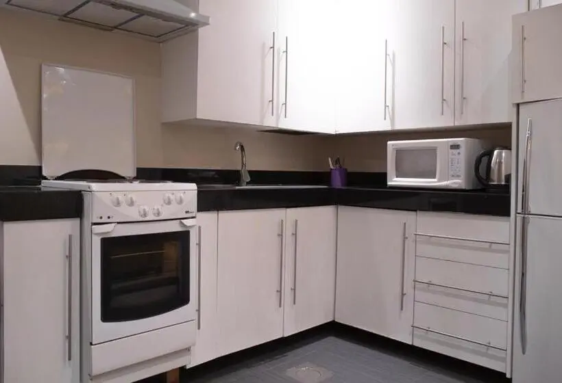 Deluxe-huoneisto 1 Makuuhuone, Terrace Furnished Apartments Fintas 2