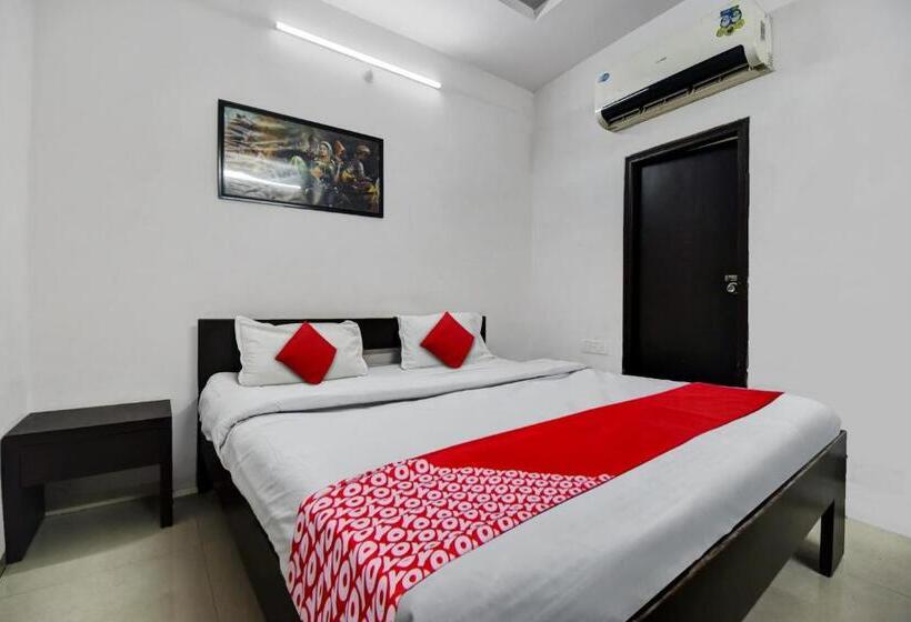 Трехместный Номер Классика, Real Residency