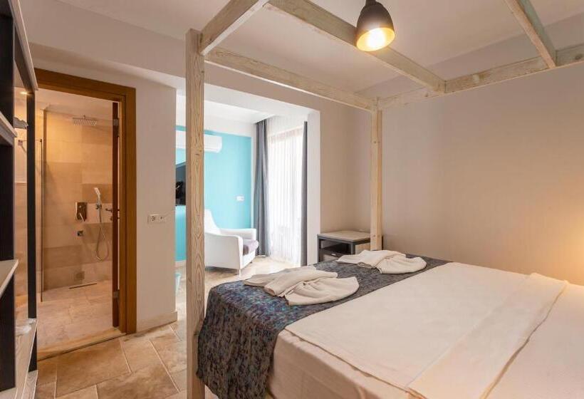 חדר דלוקס, Nest Gunay Otel