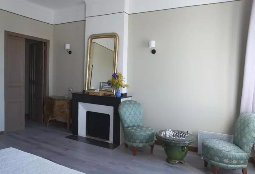 ファミリールーム, Apostrophe Chambres D Hôtes