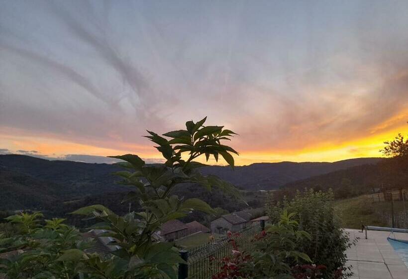 标准三人间, Les Chambres D Hôtes Le Triskèle