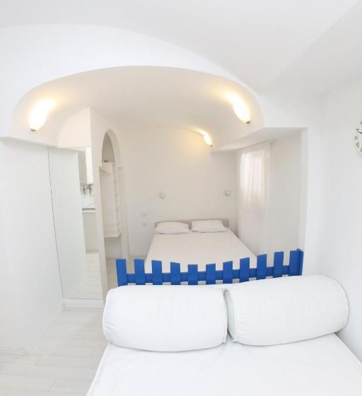 标准工作室, Central Apartments Integrated