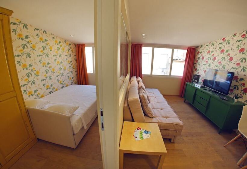 标准工作室, Central Apartments Integrated