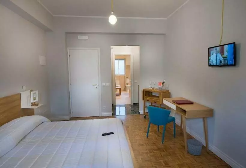 سوییت جونیور با بالکن, Ciauru Design B&b