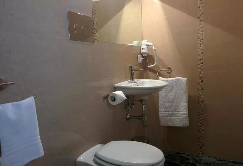 اتاق اکونومی, Ciauru Design B&b