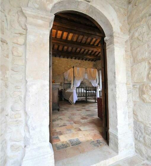 جناح, Agriturismo Borgo San Martino