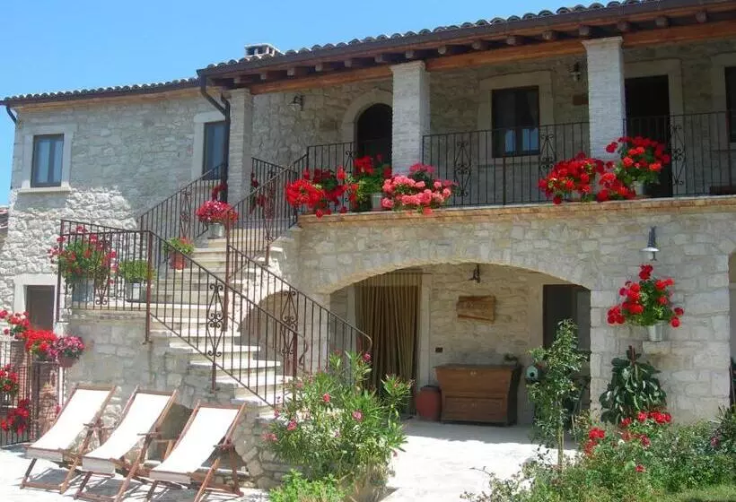 Sviitti, Agriturismo Borgo San Martino