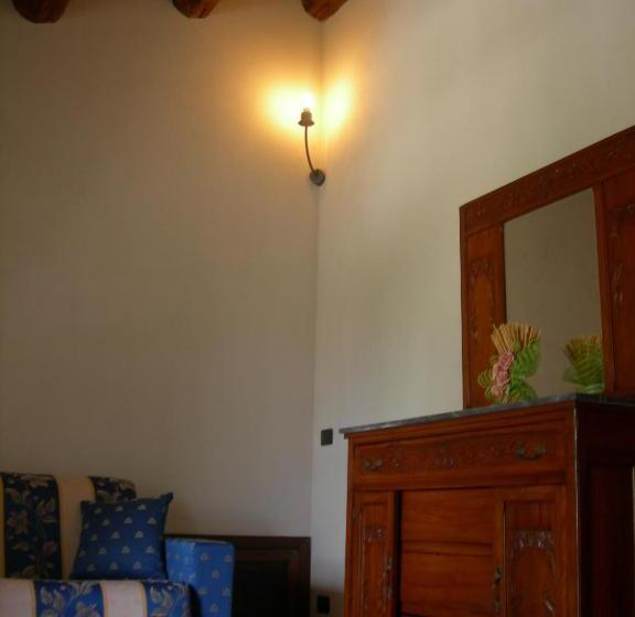 غرفة قياسية ثلاثية مزودة بشرفة, Agriturismo Borgo San Martino