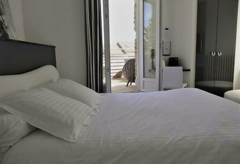 Номер Deluxe, Domaine De La Haie Des Granges